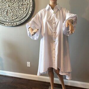 NWT ADVANCE WHITE HI-LO RHINESTONE GOLD BUTTON DOWN COAT DRESS W/POCKETS - SZ OS